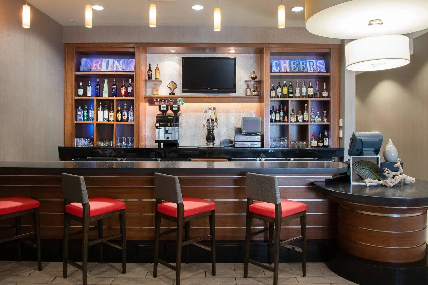 SpringHill Suites by Marriott Las Vegas Convention Center Bar