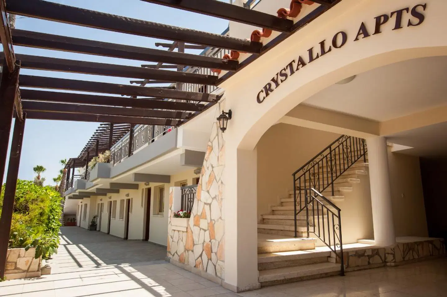 Crystallo Apartments EXTERIOR