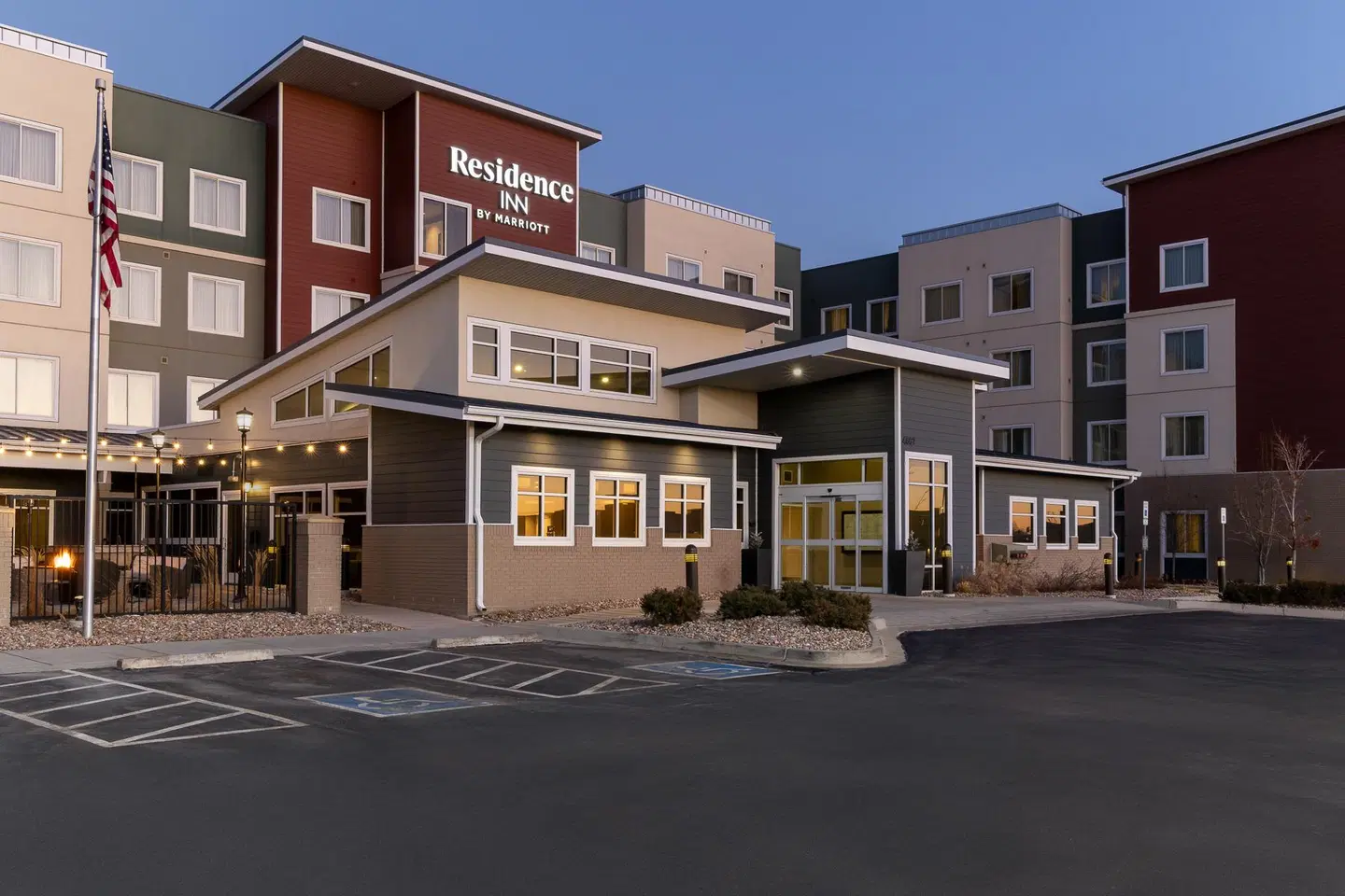 Residence Inn by Marriott Denver Stapleton EXTERIOR