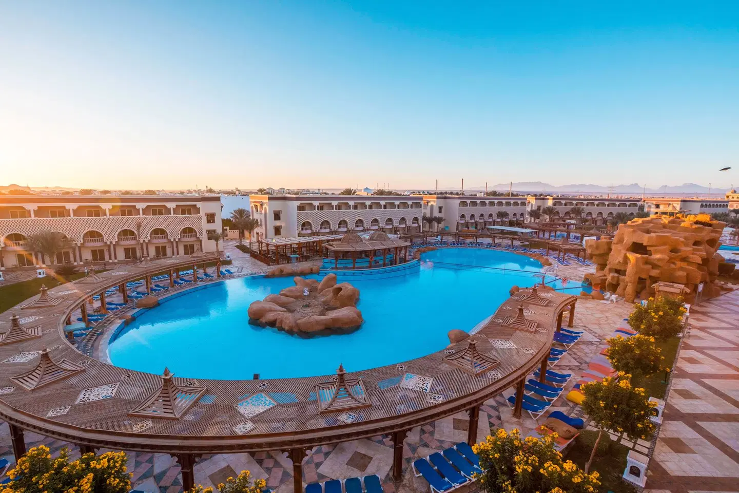 Sentido Mamlouk Palace Resort EXTERIOR