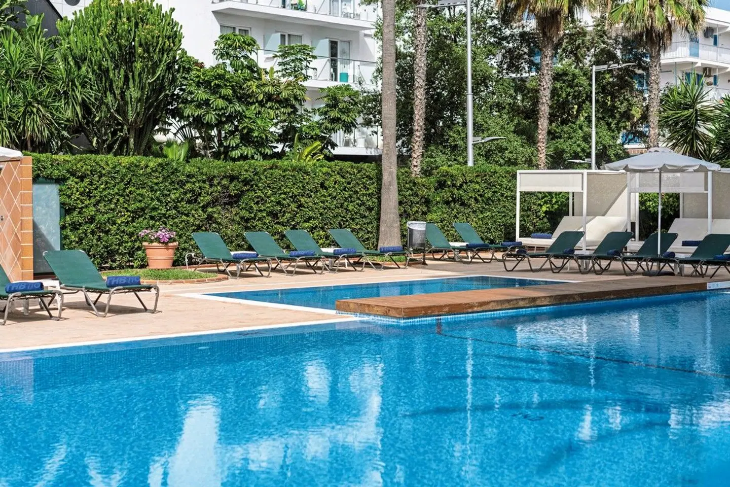 THB Niágara OUTDOOR_POOL
