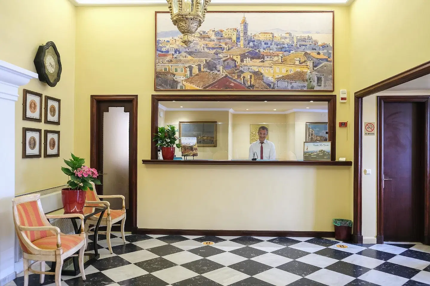 Cavalieri LOUNGE_LOBBY