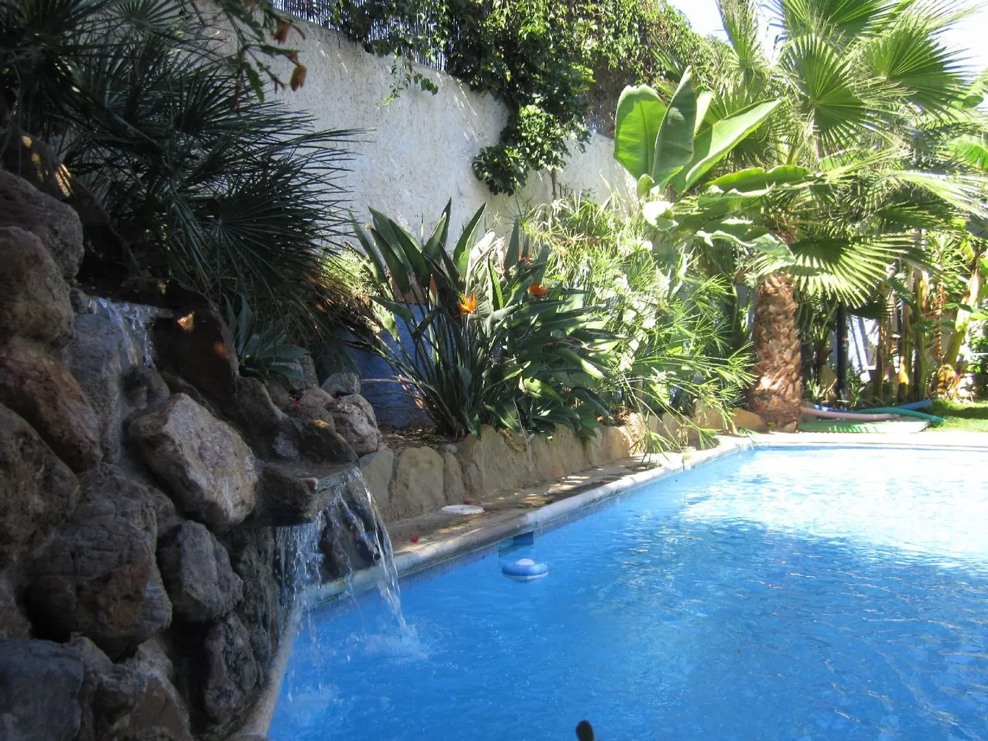 Tikar OUTDOOR_POOL