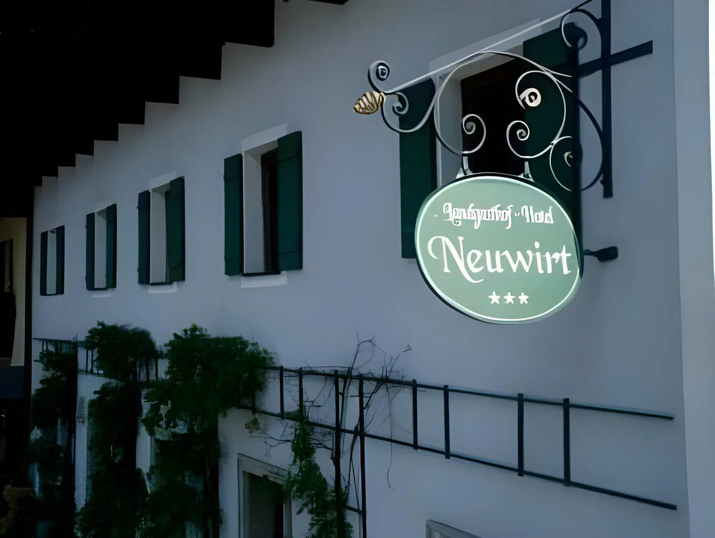 Neuwirt - Hotel & Wirtshaus EXTERIOR