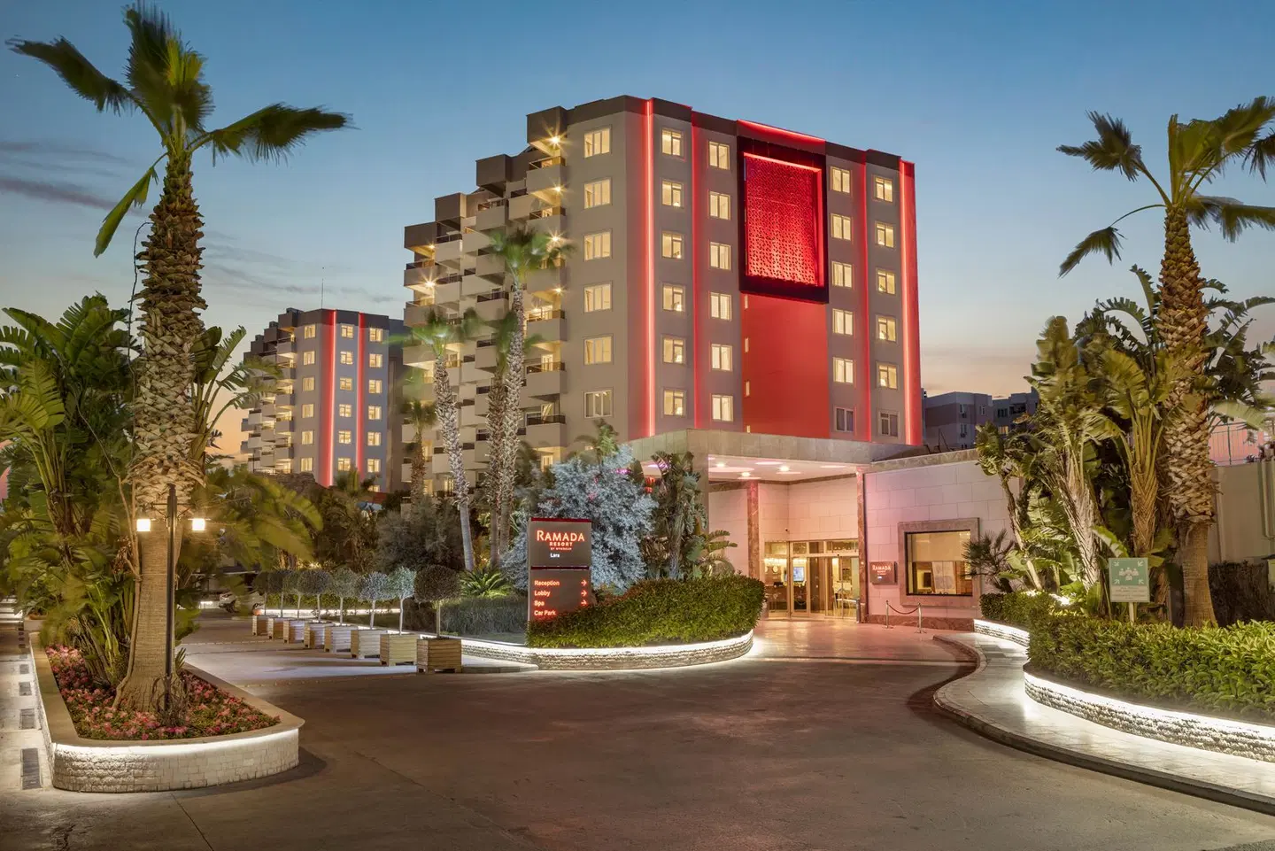 Ramada Resort Lara EXTERIOR