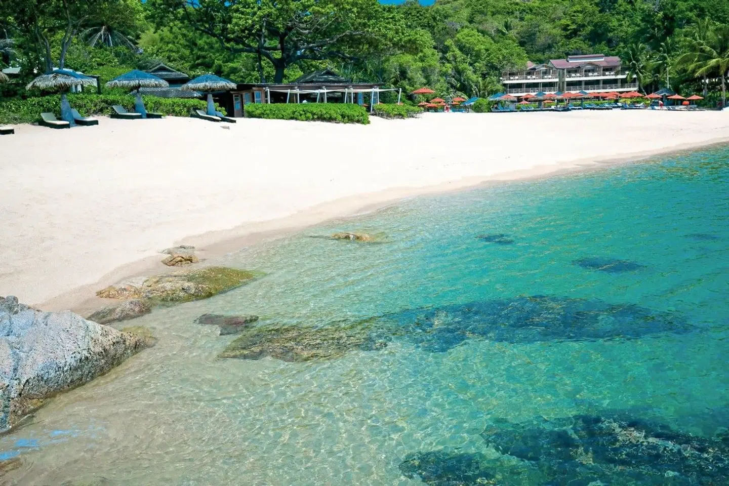 Garrya Tongsai Bay Samui BEACH