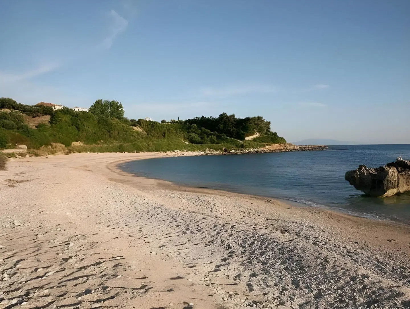Staikos BEACH