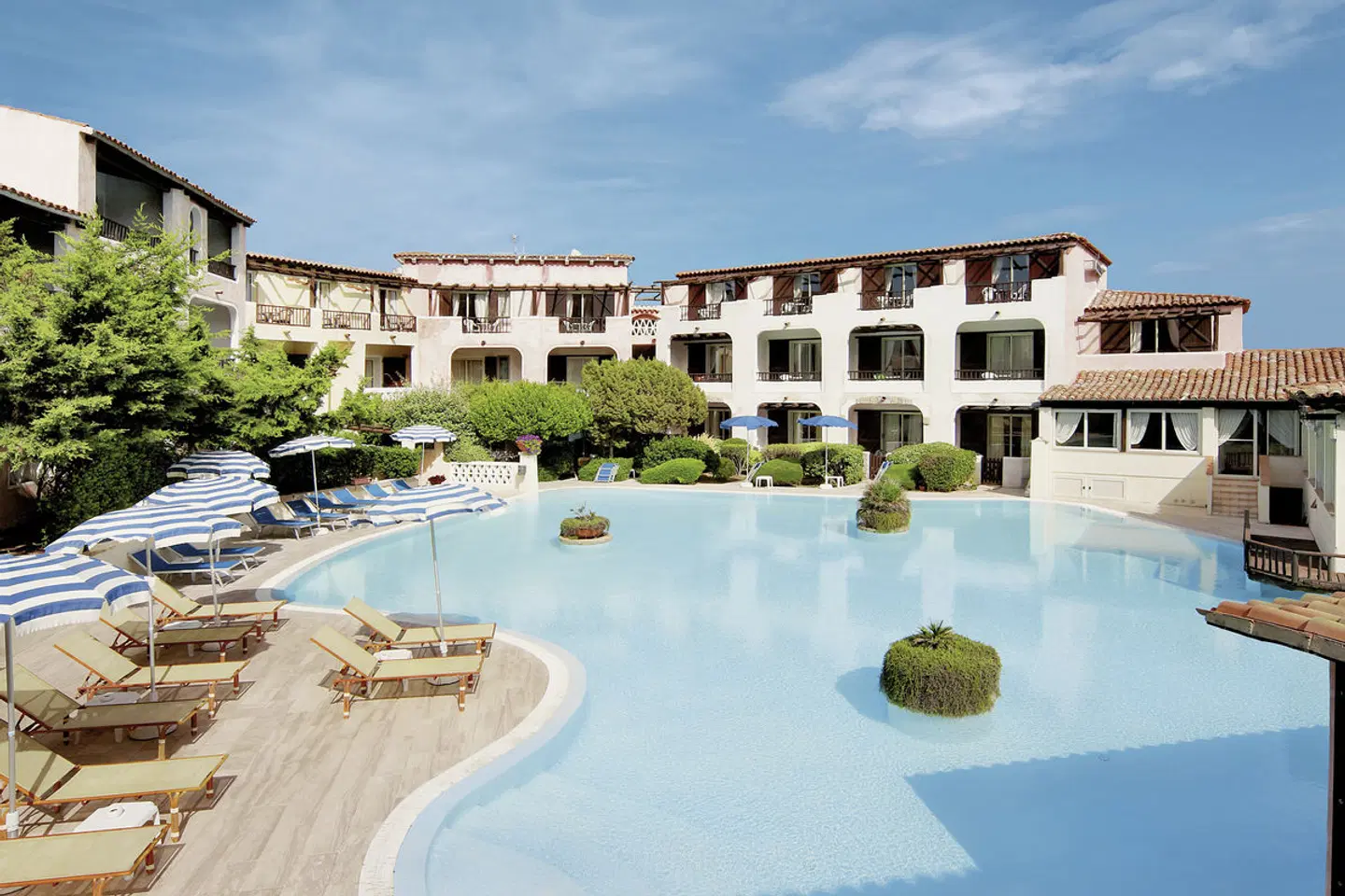 Colonna Park OUTDOOR_POOL
