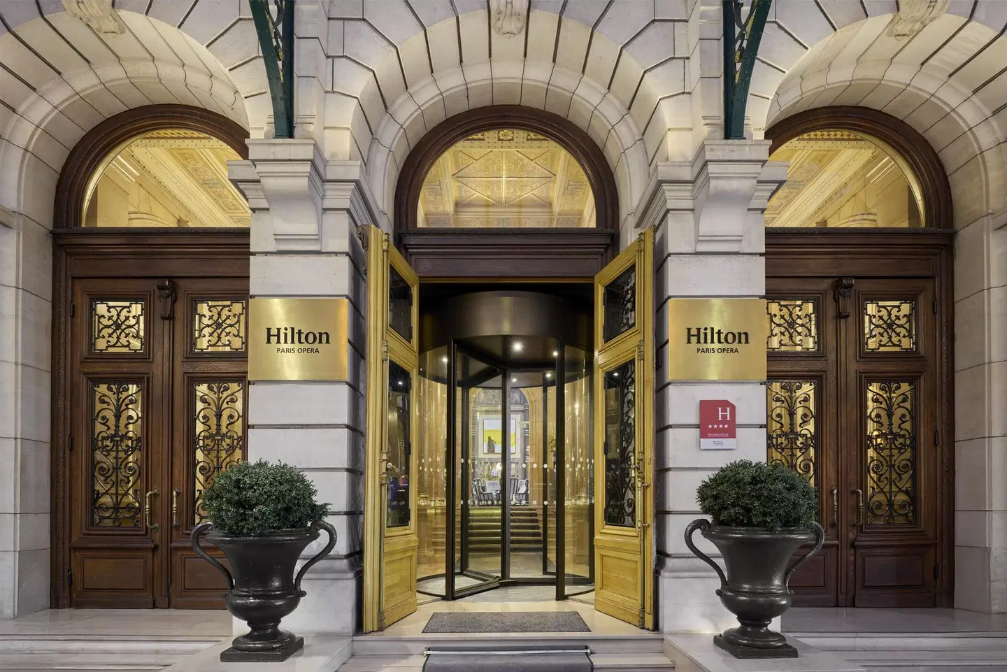 Hilton Paris Opera EXTERIOR