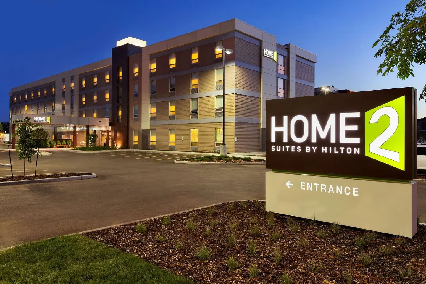 Home2 Suites by Hilton West Edmonton, Alberta, Canada EXTERIOR
