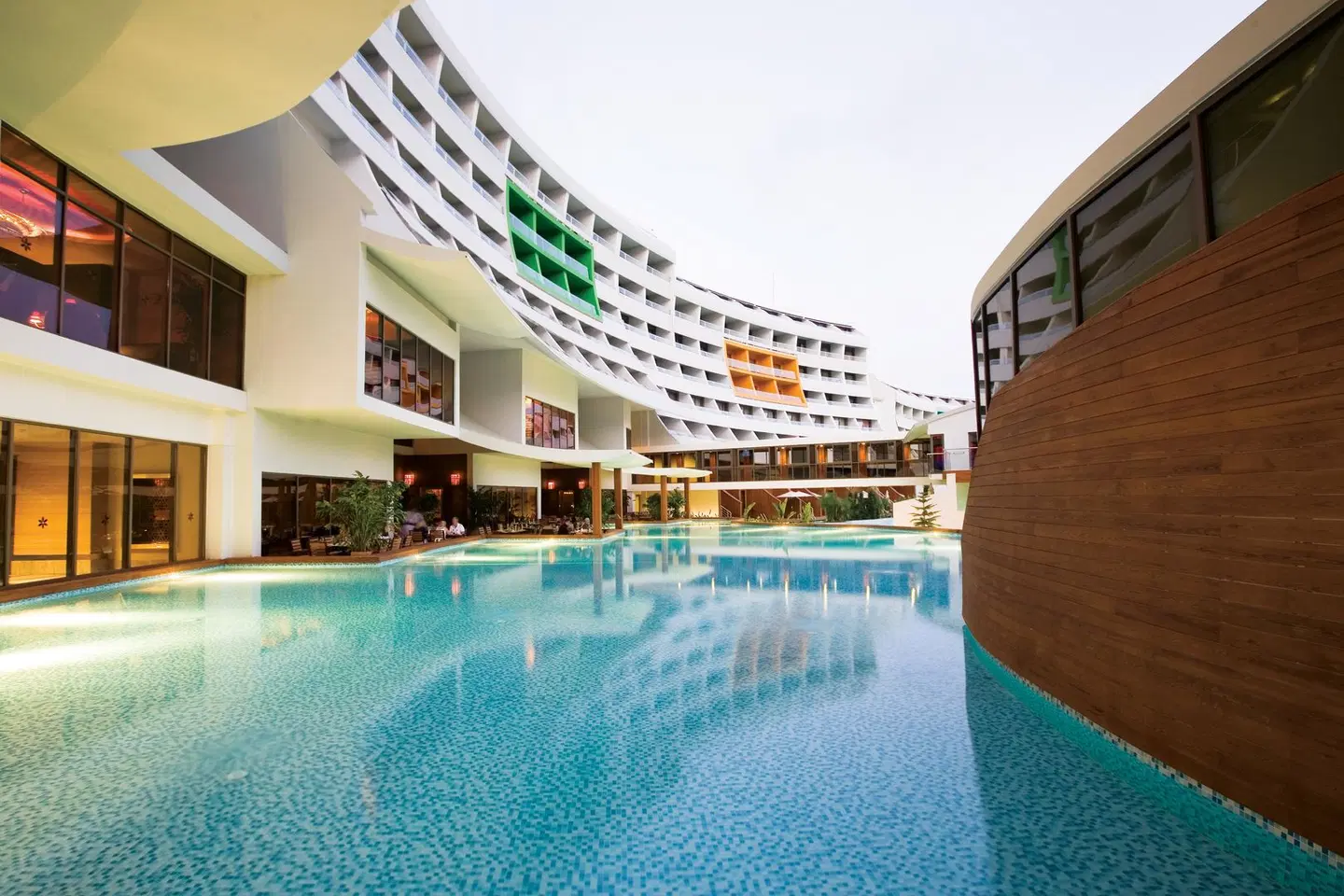Cornelia Diamond Golf Resort & Spa OUTDOOR_POOL