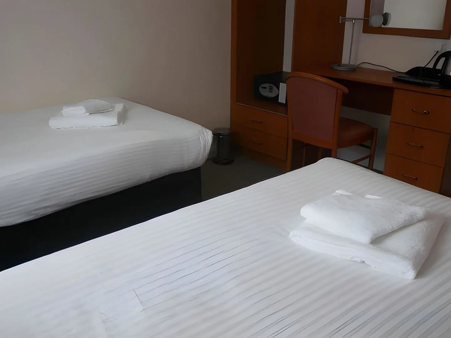 SK Heathrow Hotel ROOM_EXAMPLE