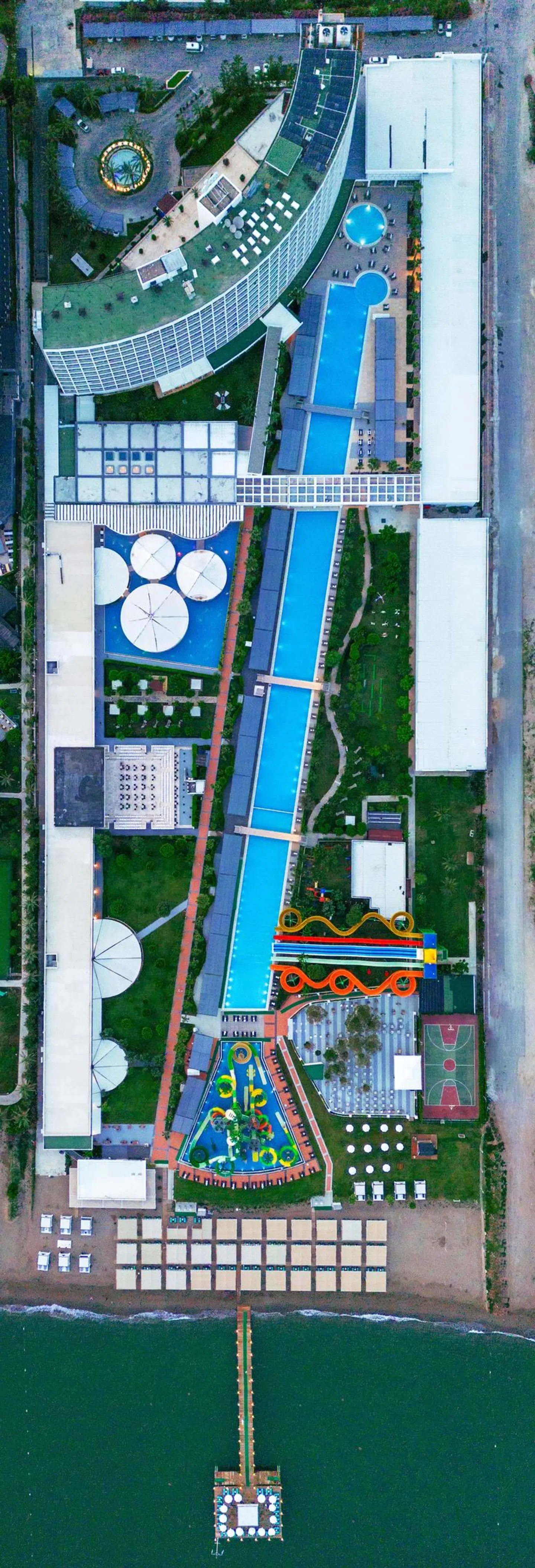 Crystal Centro Resort EXTERIOR