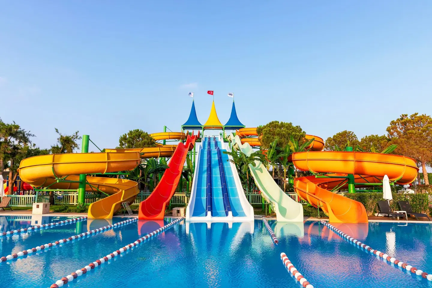 Crystal Centro Resort OUTDOOR_POOL