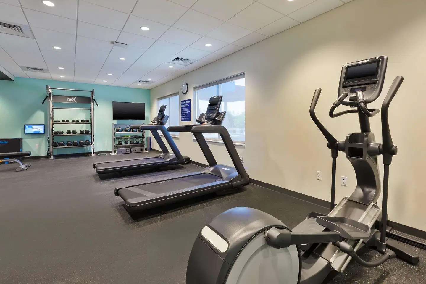 Tru By Hilton Comstock Park Grand Rapids SPORTS_AND_LEISURE