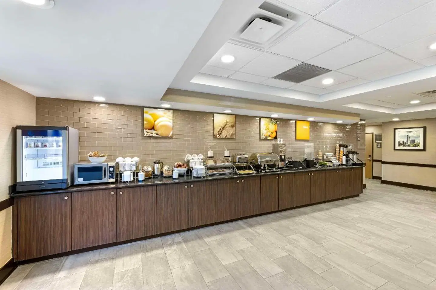 Wingate by Wyndham Arlington Heights RESTAURANT