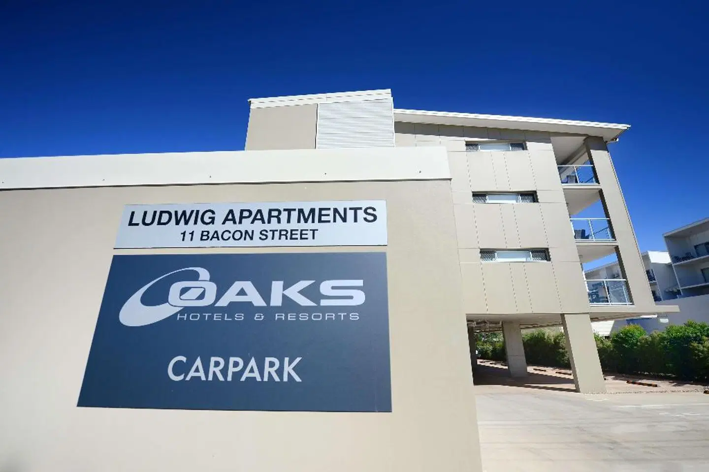 Oaks Moranbah EXTERIOR