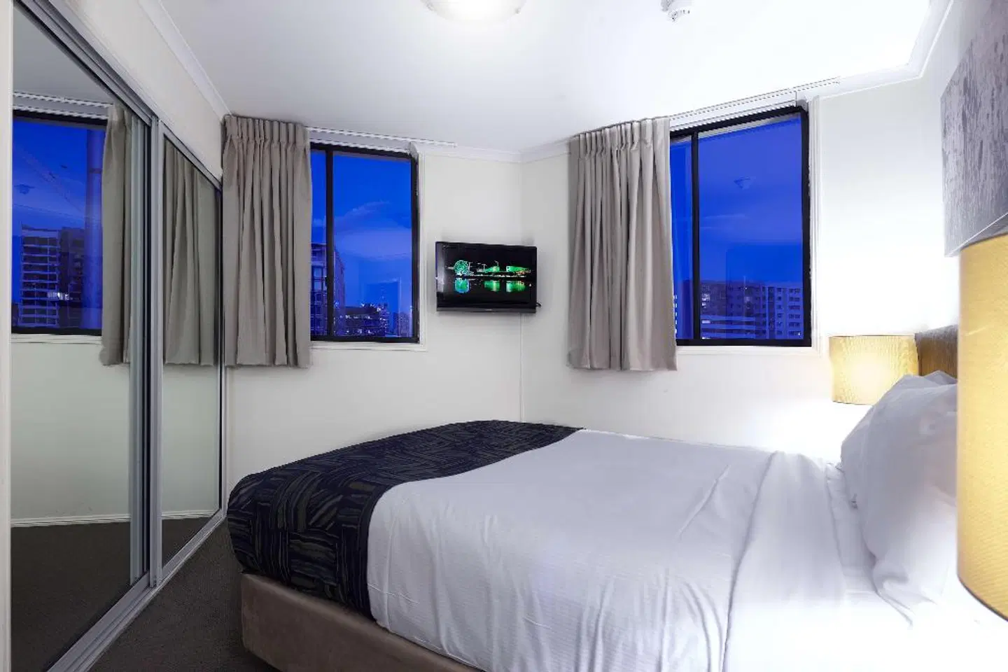 West End Central Apartments ROOM_EXAMPLE