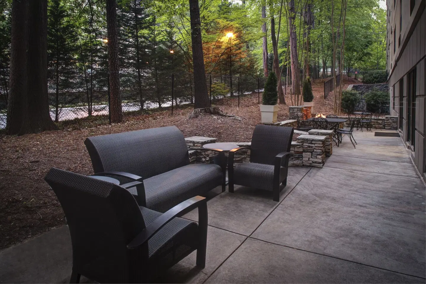 Holiday Inn Express & Suites Atlanta Buckhead by IHG Terrasse