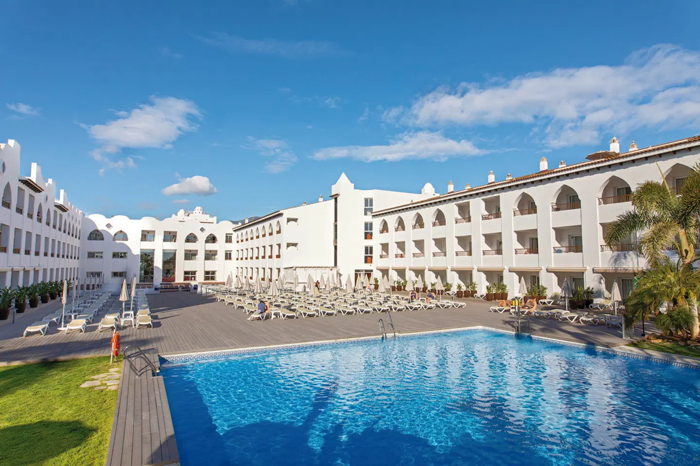 Hotel Mac Puerto Marina OUTDOOR_POOL