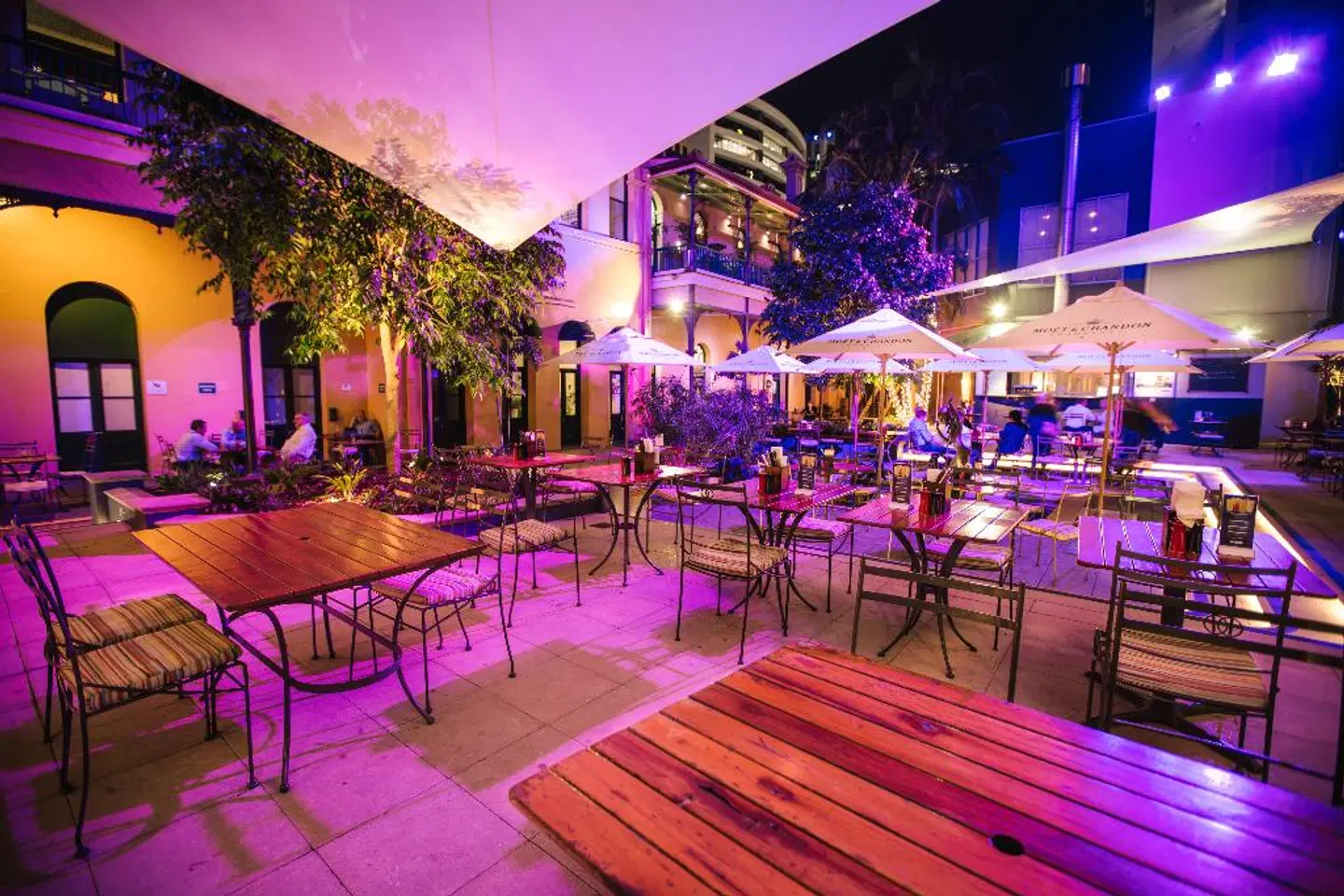 Stamford Plaza Brisbane Bar