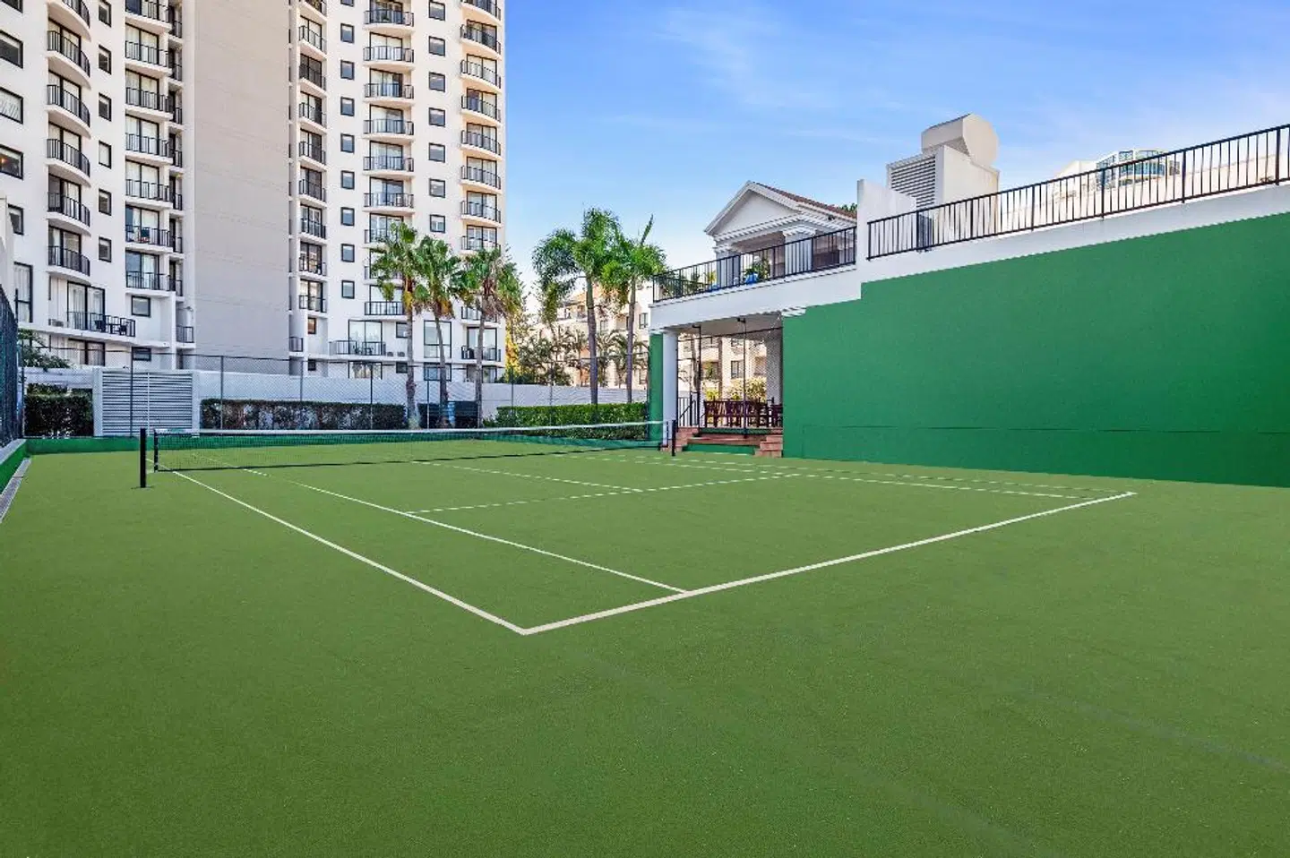 Mantra Coolangatta Beach SPORTS_AND_LEISURE