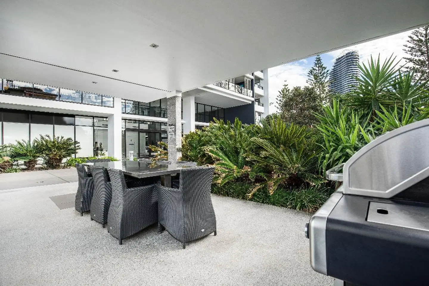 Ultra Broadbeach LOUNGE_LOBBY