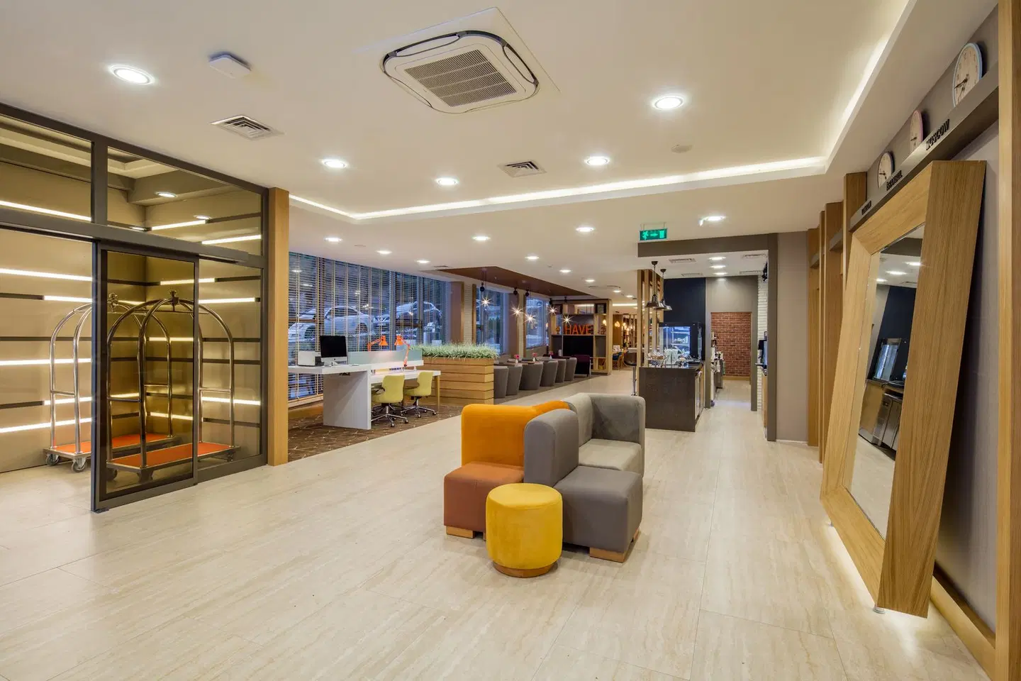 Holiday Inn Antalya - Lara by IHG LOUNGE_LOBBY
