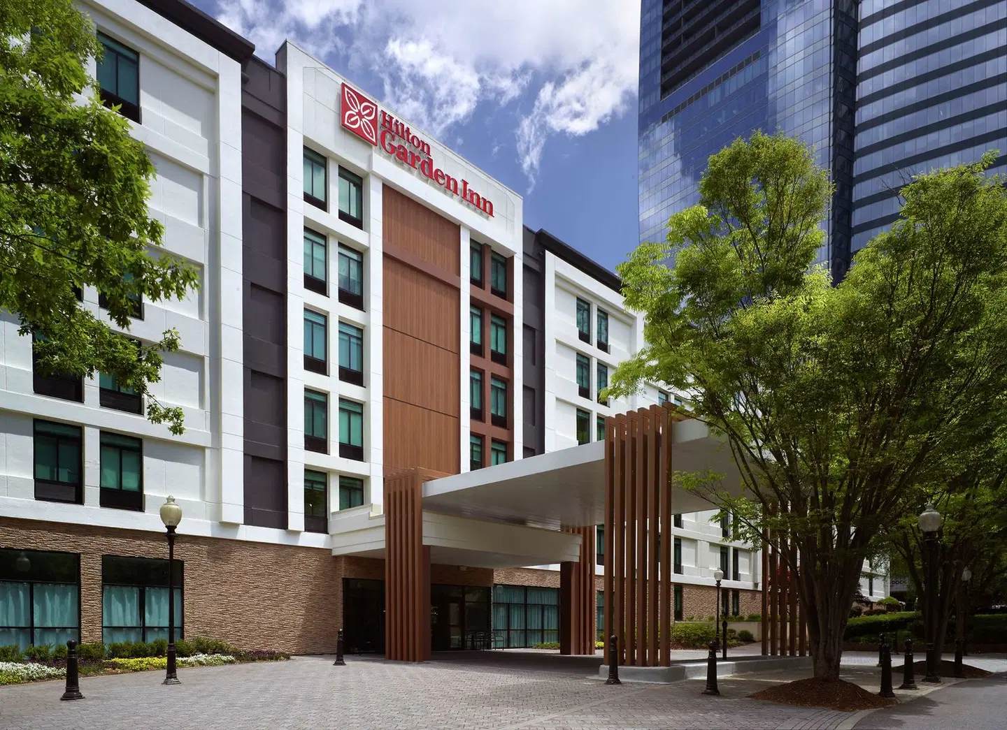 Hilton Garden Inn Atlanta - Buckhead EXTERIOR