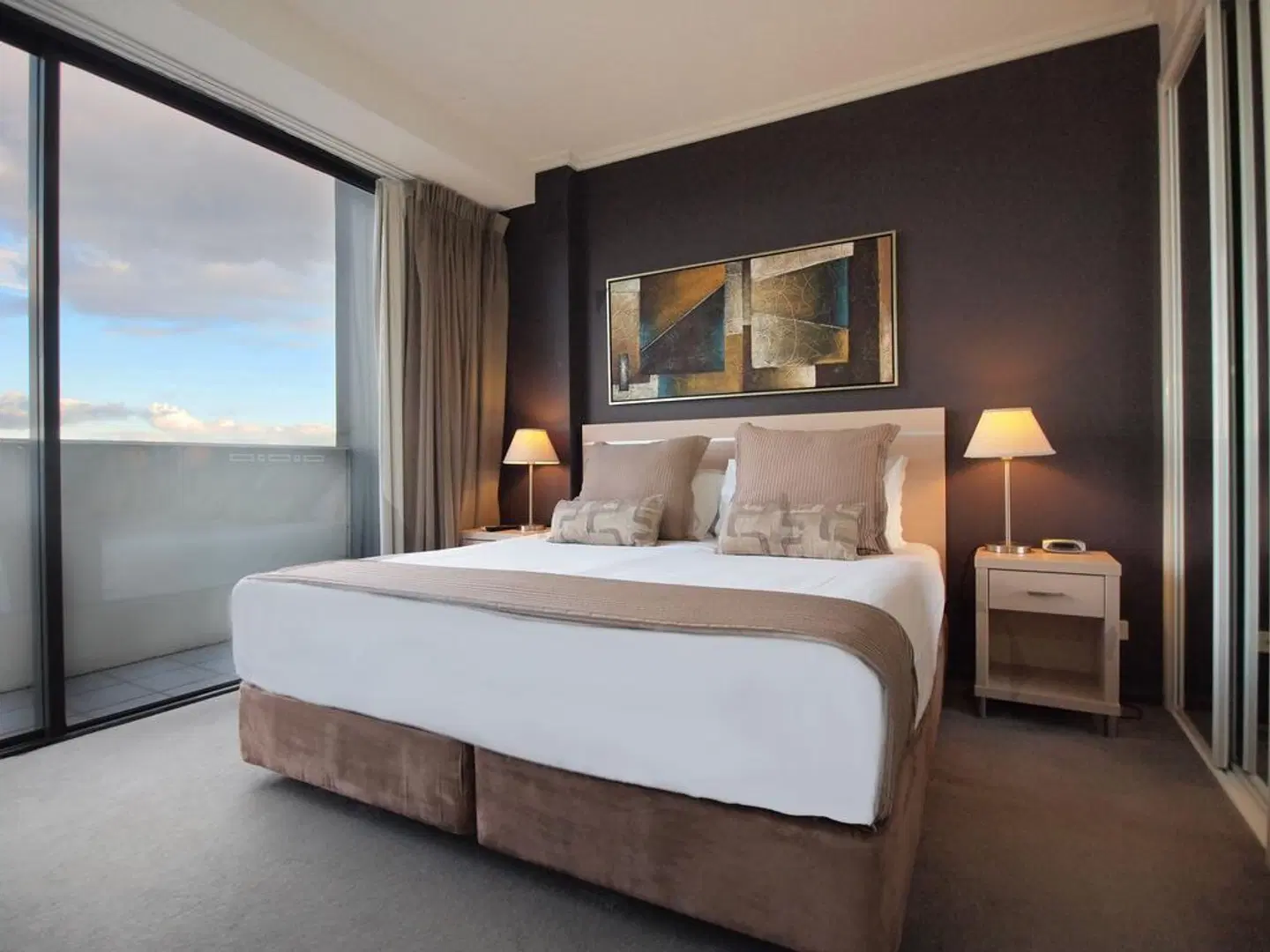 Oaks Brisbane on Margaret Suites ROOM_EXAMPLE
