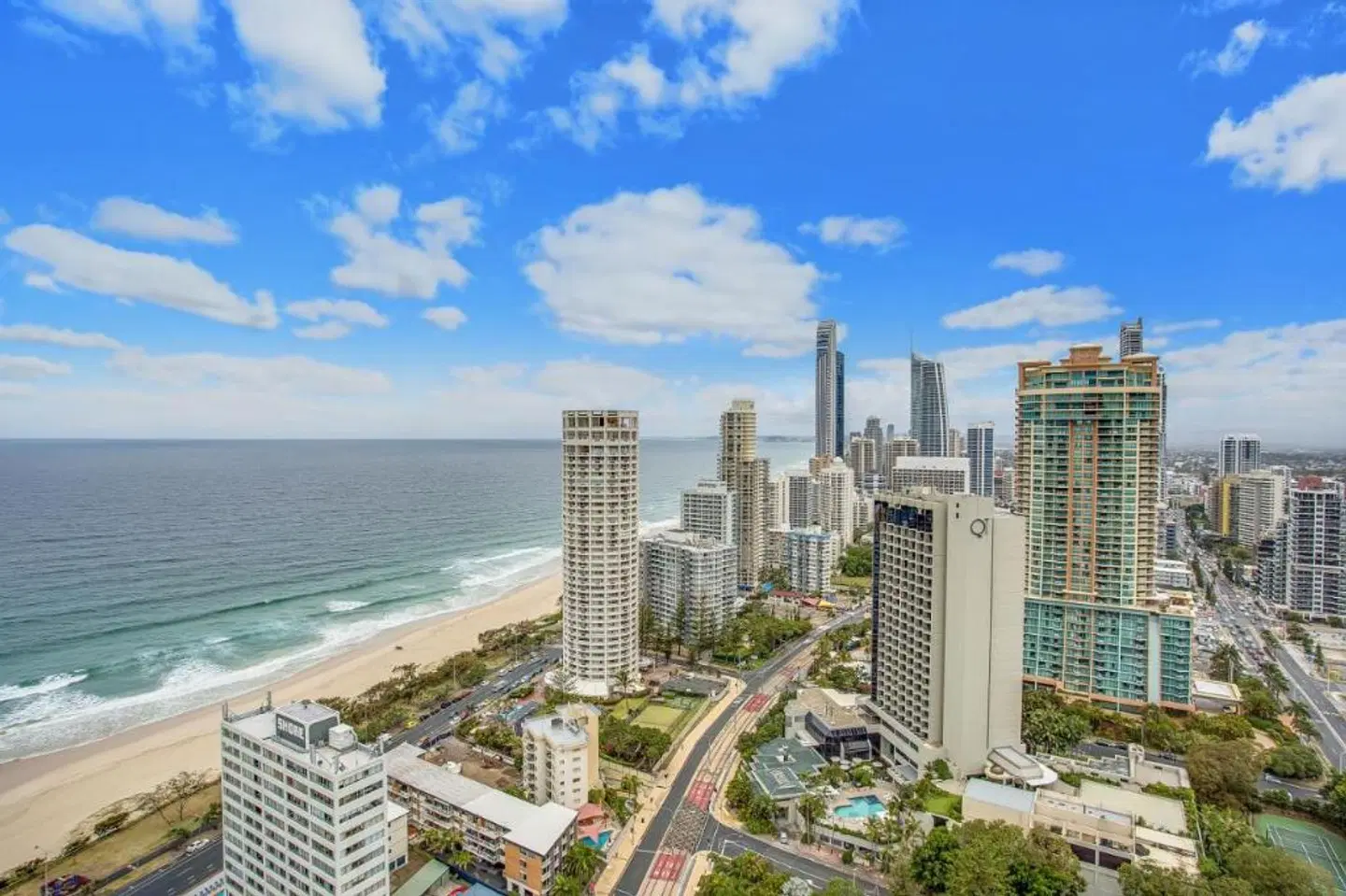 Mantra Sun City Surfers Paradise Terrasse