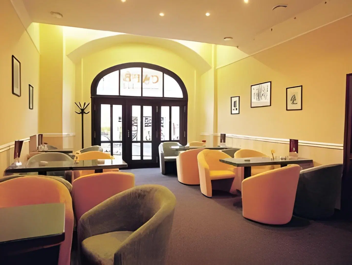 Promenada LOUNGE_LOBBY
