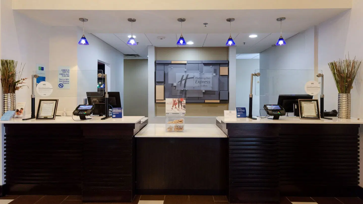 Holiday Inn Express & Suites Atlanta Arpt West - Camp Creek by IHG LOUNGE_LOBBY
