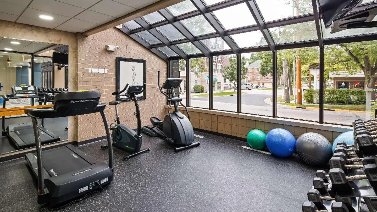 Best Western Plus InnTowner Hotel and The Highland Club SPORTS_AND_LEISURE