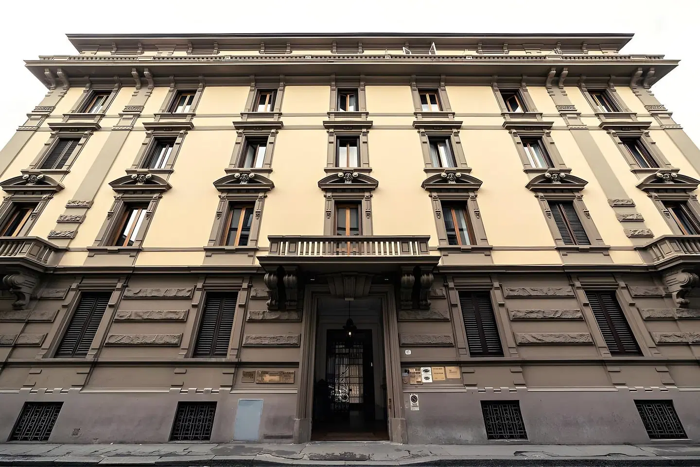 Duca D'Aosta EXTERIOR