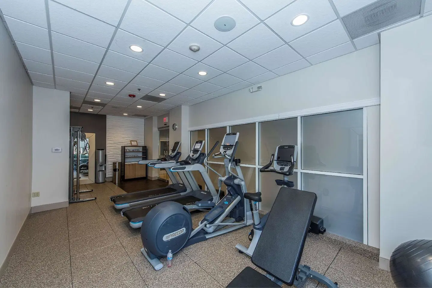 DoubleTree by Hilton Hotel North Charleston - Convention Center SPORTS_AND_LEISURE