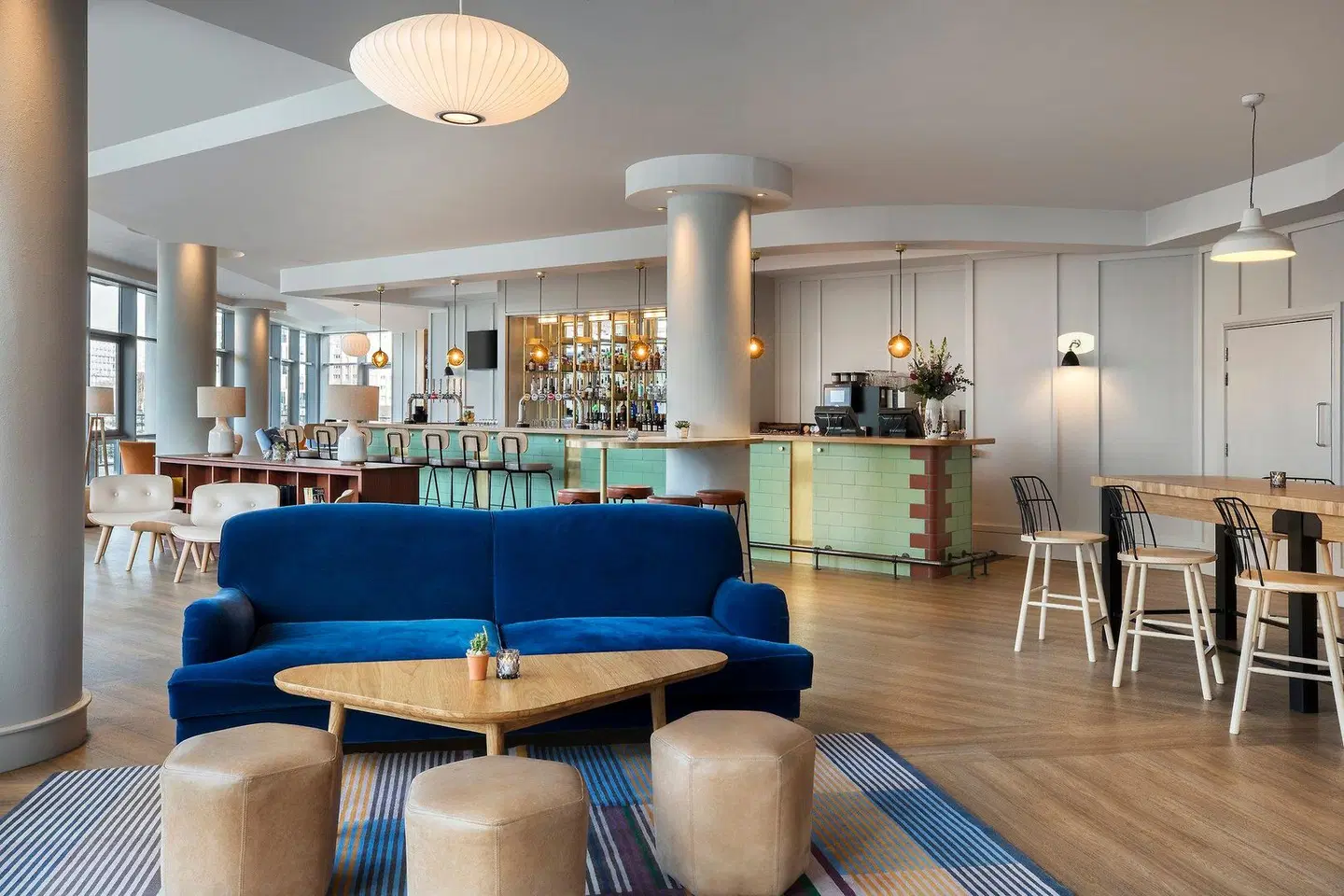 Jurys Inn Liverpool Bar