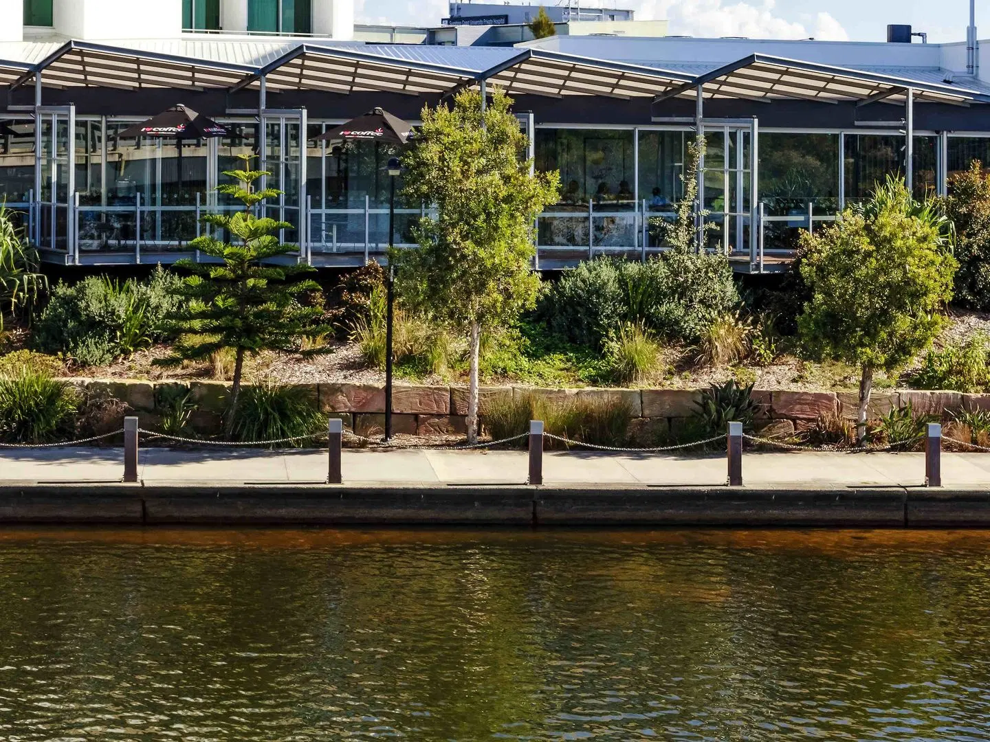 Mercure Sunshine Coast Kawana Waters EXTERIOR