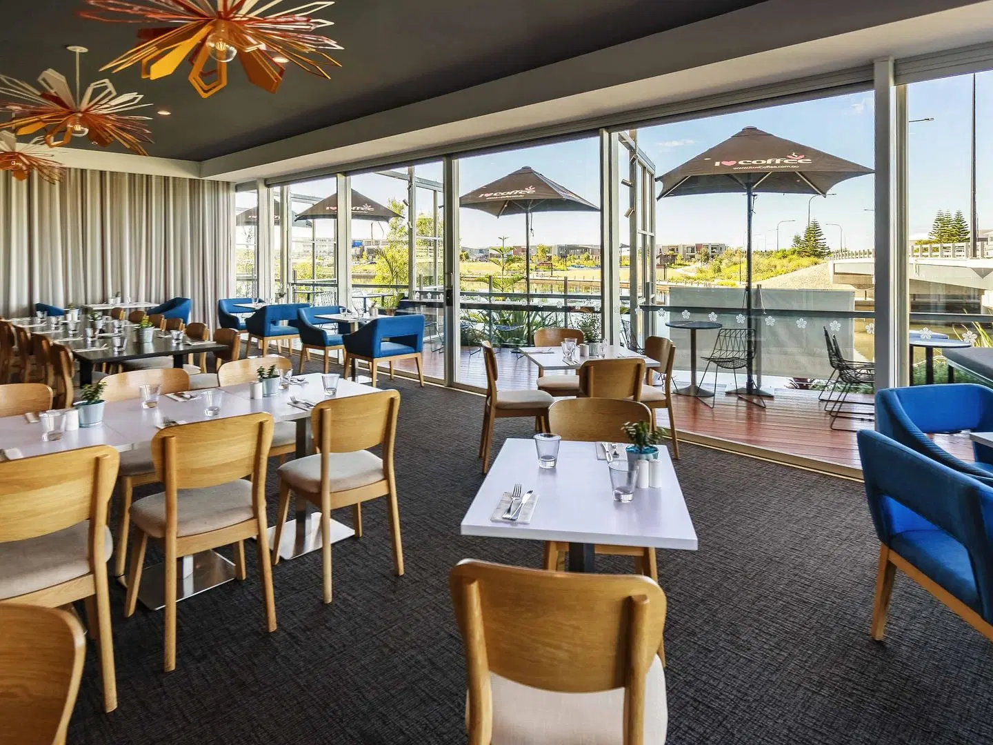 Mercure Sunshine Coast Kawana Waters Restaurant