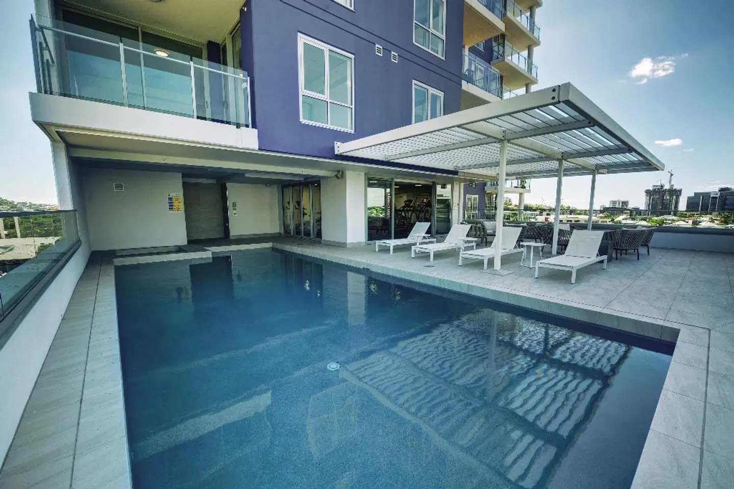 Belise Apartments OUTDOOR_POOL