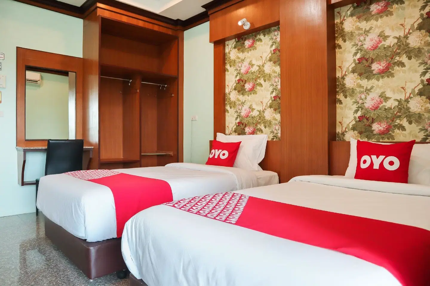 OYO 701 Sabai Palace ROOM_EXAMPLE