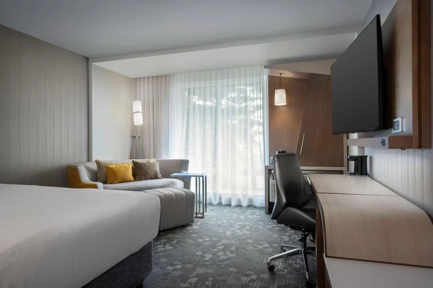 Courtyard By Marriott Nanaimo ROOM_EXAMPLE