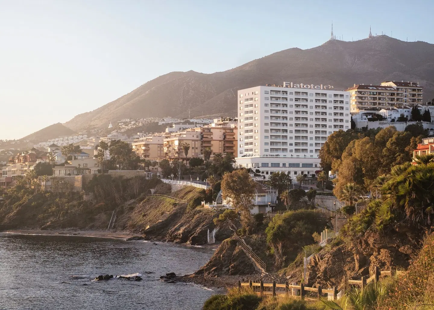 Flatotel International EXTERIOR