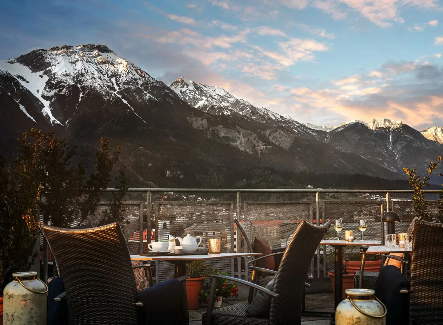 Hotel Schwarzer Adler Terrasse