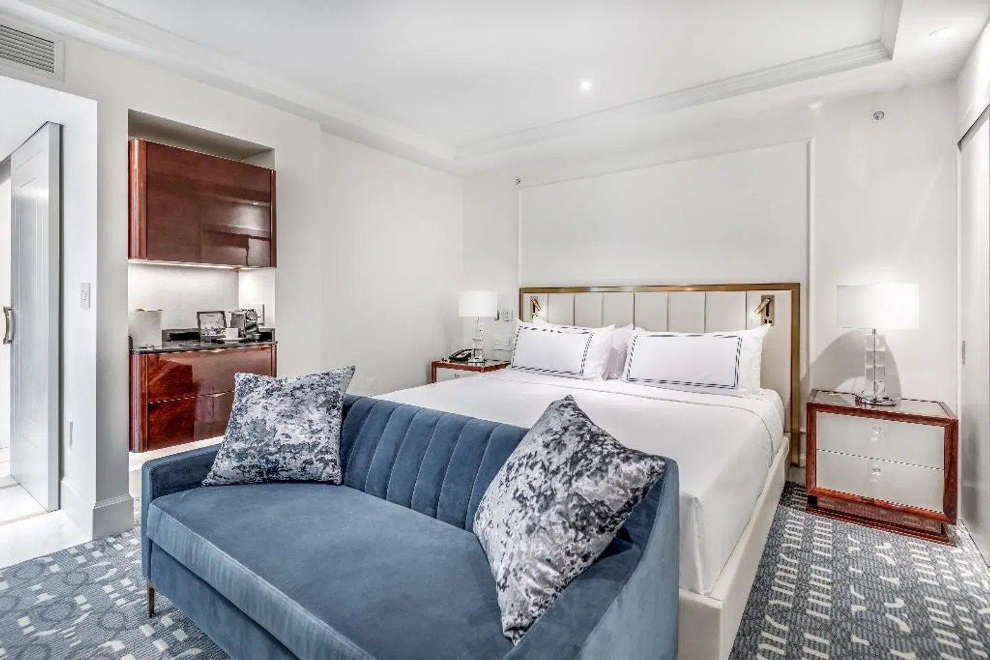 Azur Legacy Collection Hotel ROOM_EXAMPLE