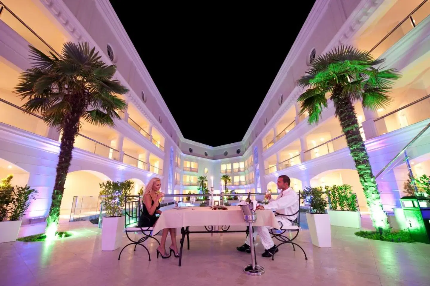 Elinotel Apolamare Terrasse