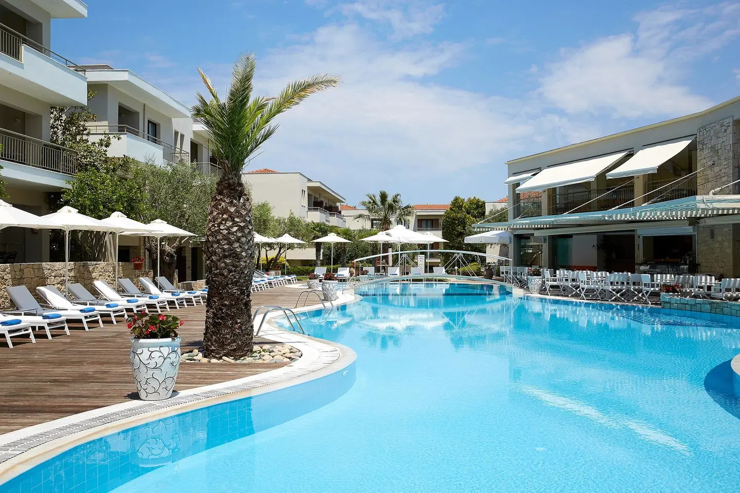 Renaissance Hanioti OUTDOOR_POOL