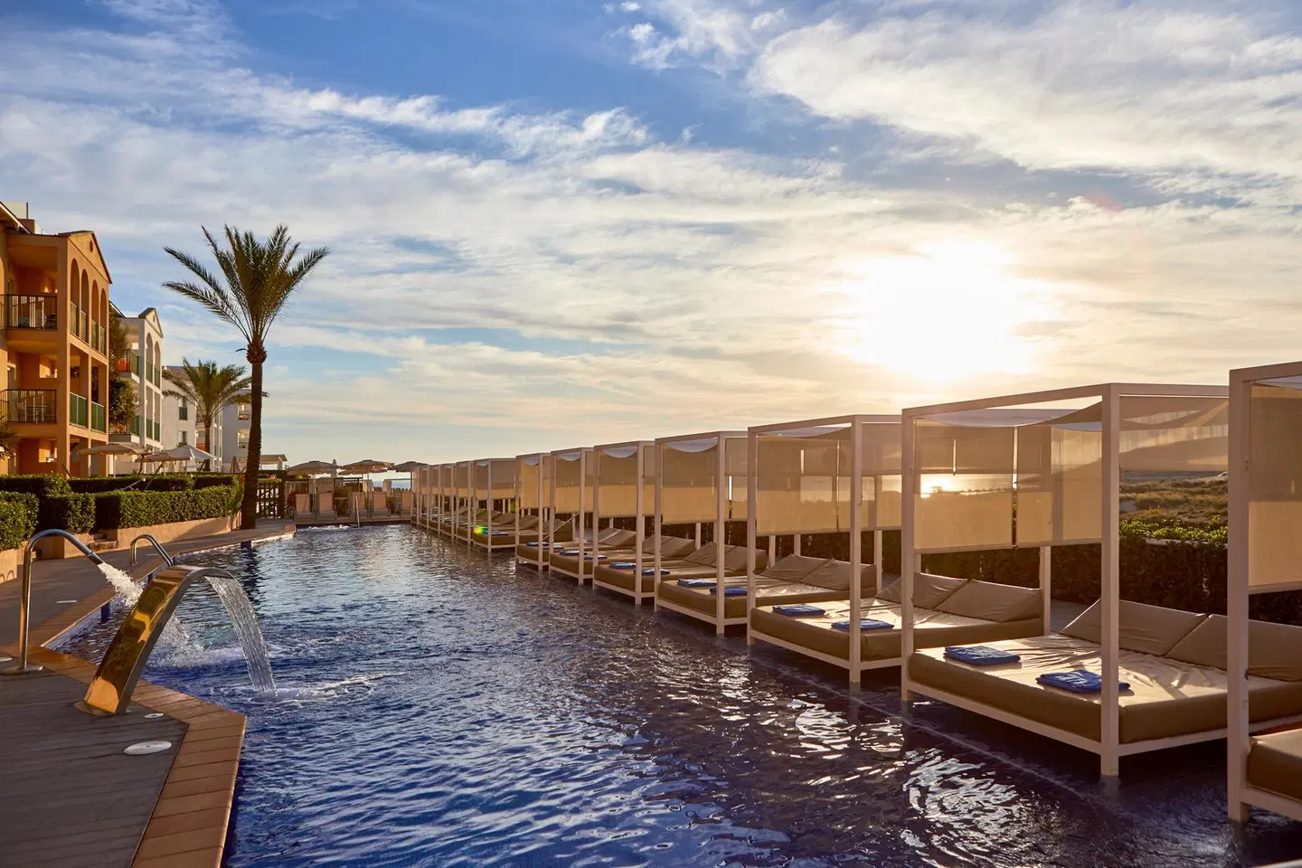 Zafiro Cala Mesquida OUTDOOR_POOL