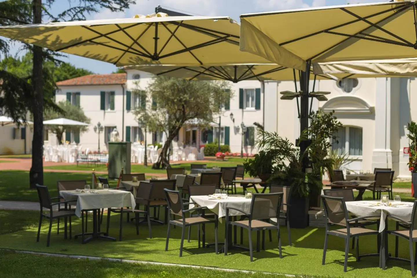 Villa Fiorita Restaurant