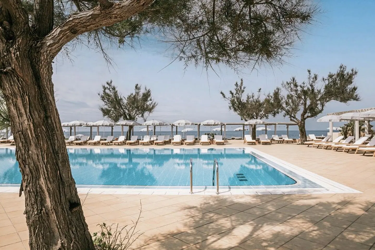 Mangias Favignana Resort OUTDOOR_POOL